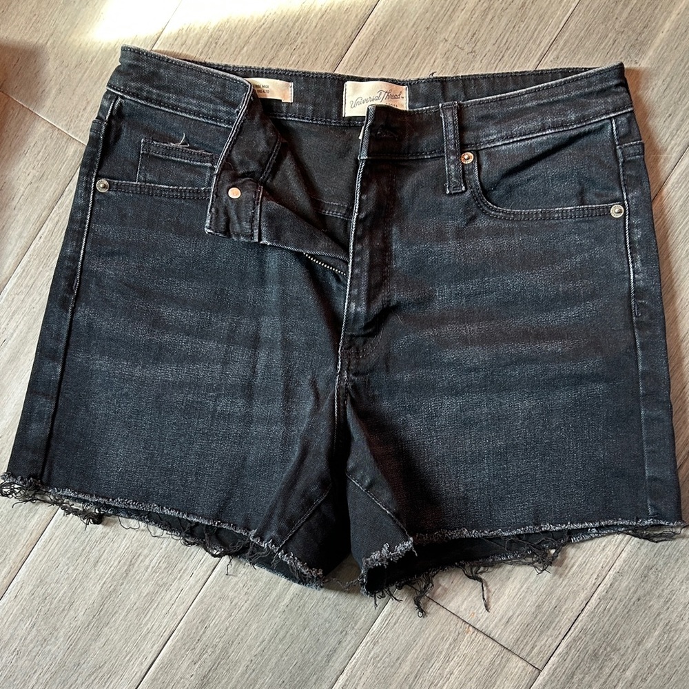High-Rise Black Denim Women's Shorts with Frayed Hem